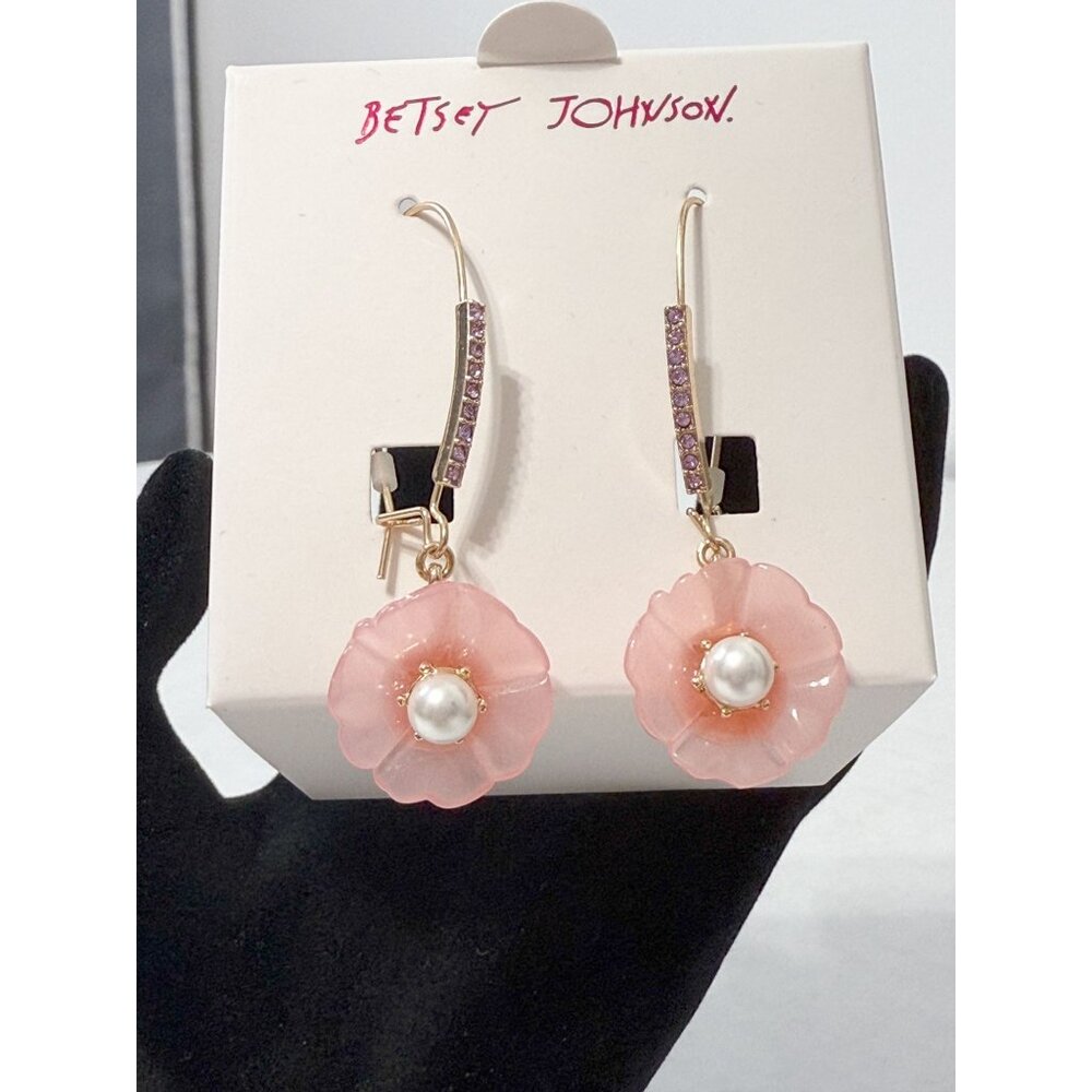 Betsey Johnson NWB Enchanted Pink Translucent Lucite Flower Pearl Lavender Earri
